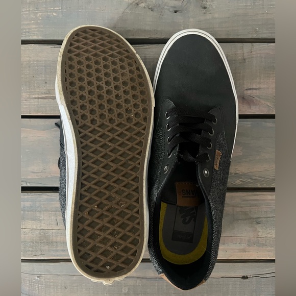 Vans - Picture 2 of 4